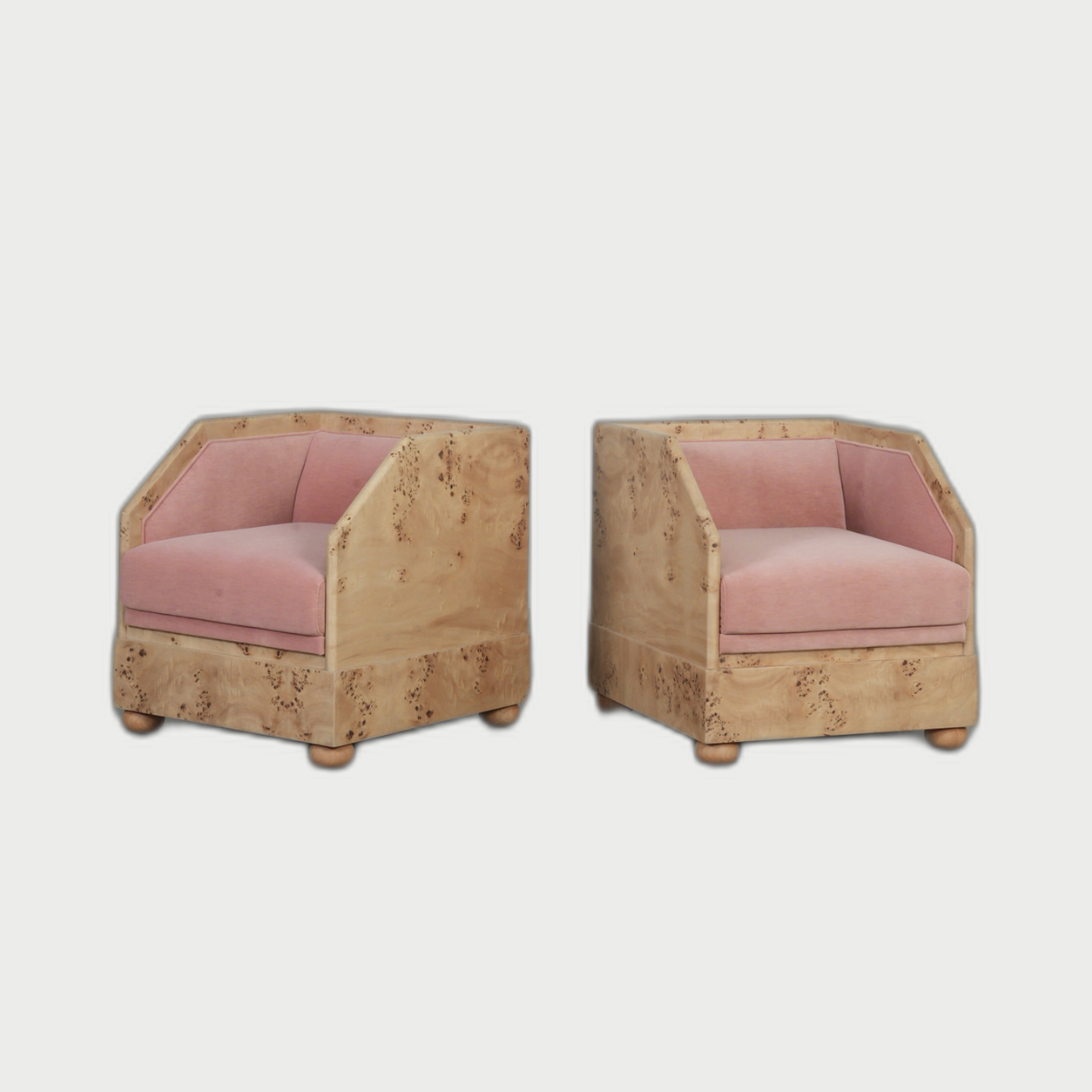 Dahlia Lake Sofa — neutral background 01