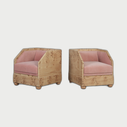 Dahlia Lake Sofa — neutral background 01