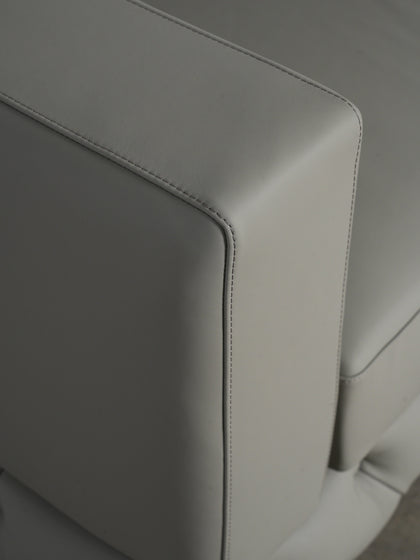 Elara Lake Sofa — interior view 10
