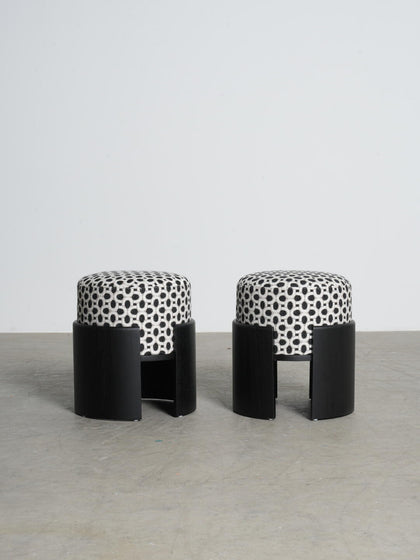 Ivory Lake Stool — interior view 03
