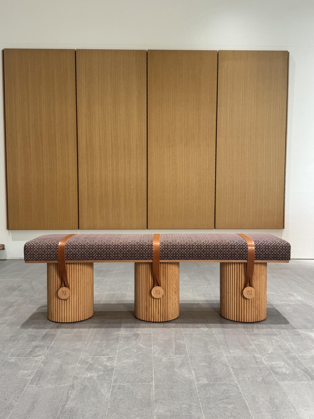 Luna Lake Stool — interior view 03