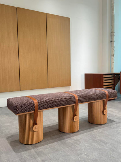 Luna Lake Stool — interior view 04