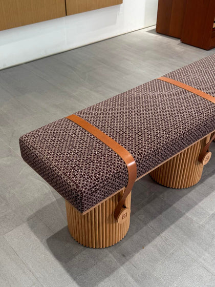 Luna Lake Stool — interior view 05