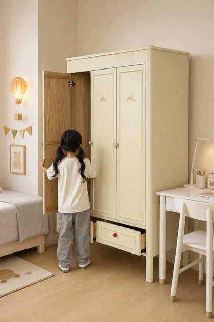 Marlow Lake Wardrobe — interior view 07