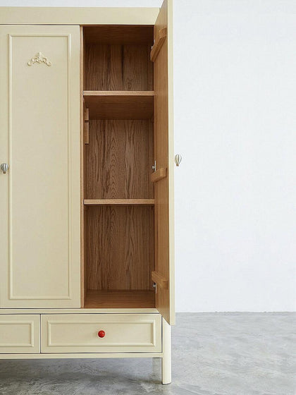 Marlow Lake Wardrobe — interior view 10