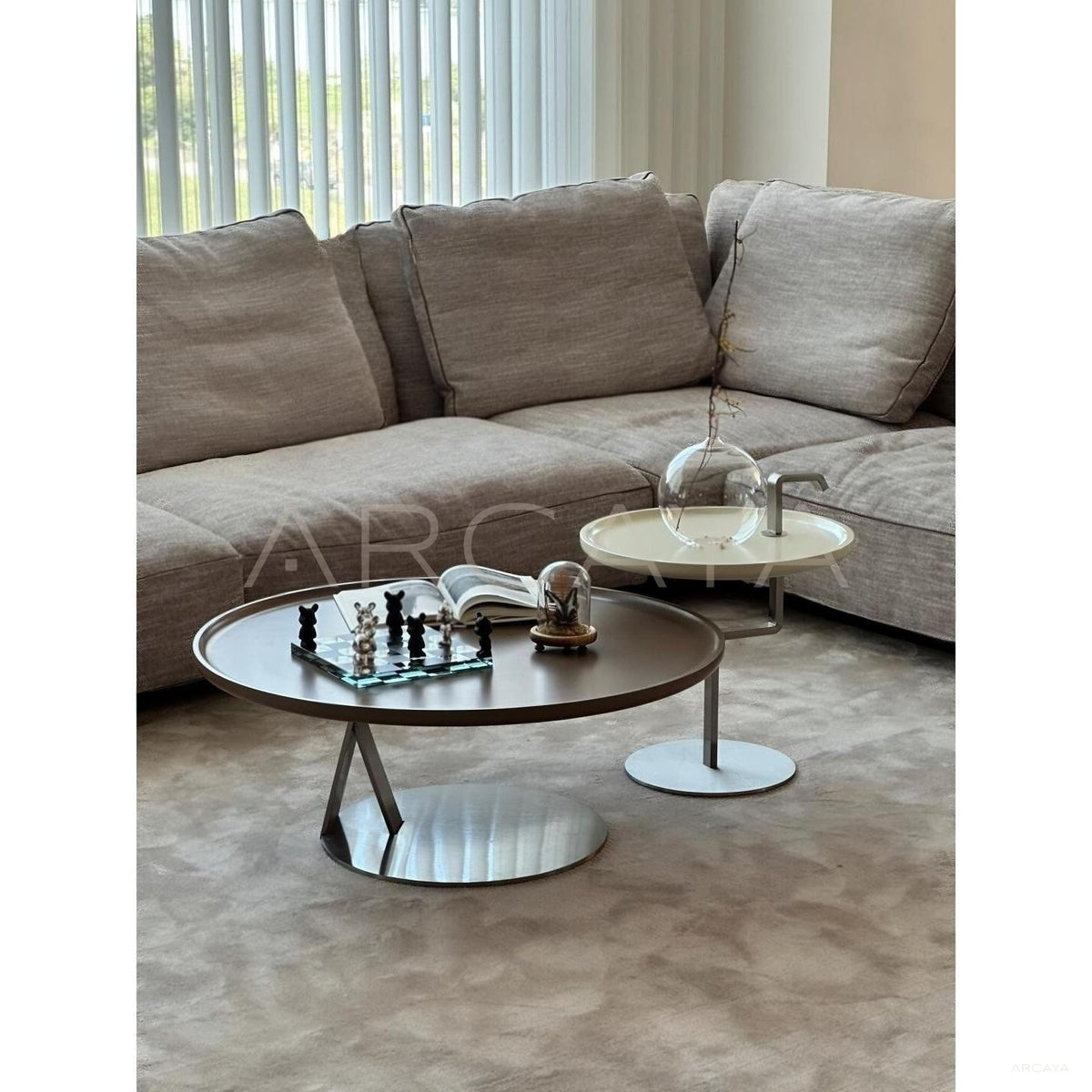Yuanman Round Coffee Table in detail