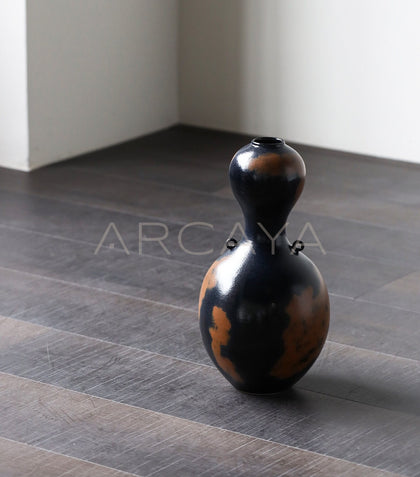 Wabi Sabi Gourd Double Ear Ceramic Vase - scene
