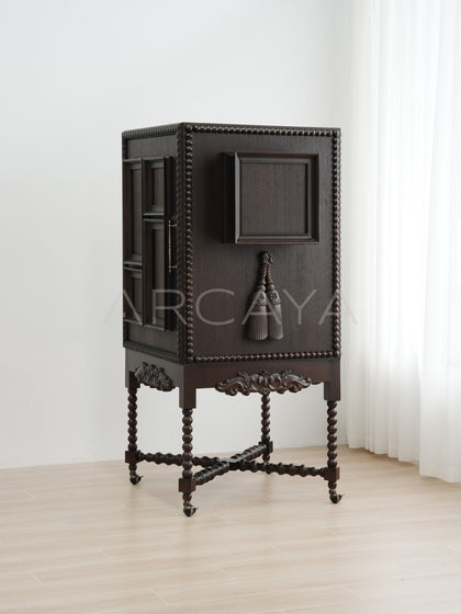 Yiduo Carved Sequence Cabinet - scene