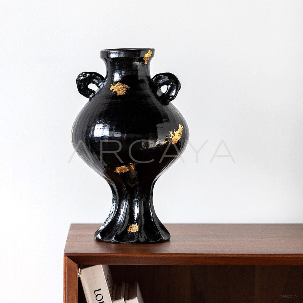 Dadan Black Gold Double Ear Vase - main