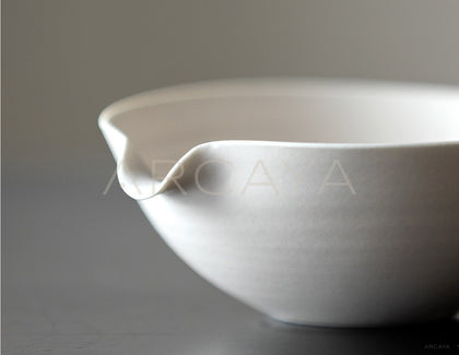 Amu Collab Plain Cream Ceramic Tableware - scene