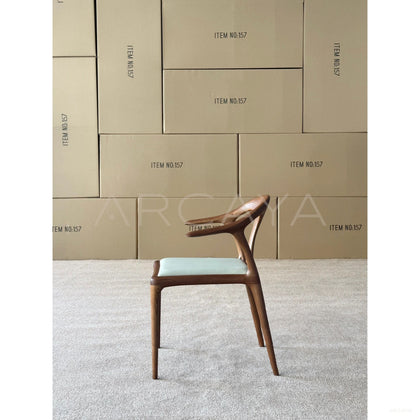 Duckbill Chair - scene