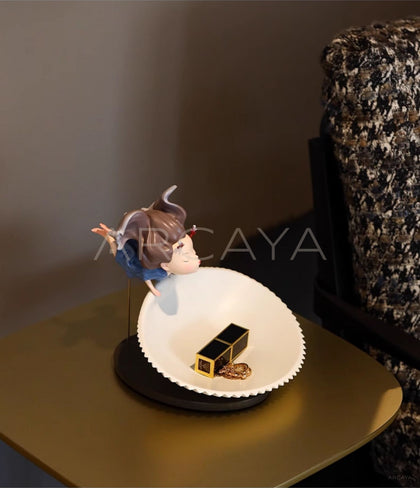 Shell Memory Artist Key Tray - scene