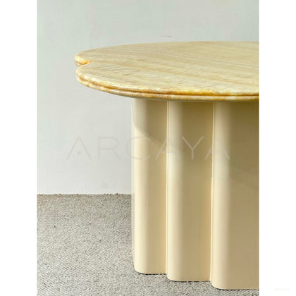 Cloud Round Table - scene