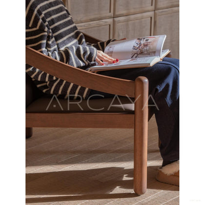 Pali Lounge Chair - scene