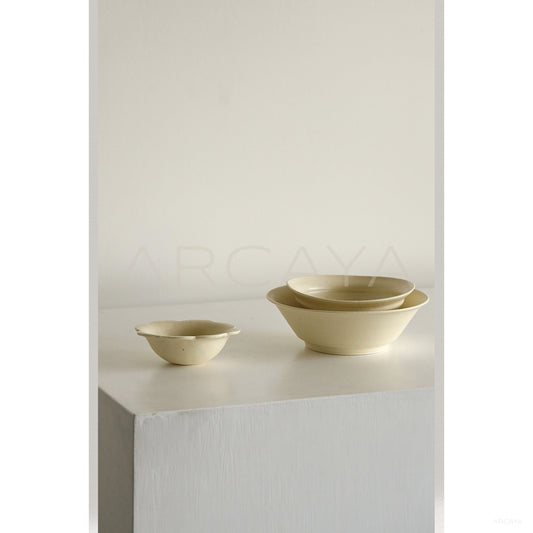 Amu Collab Wabi Sabi Plain Ceramic Bowl - scene