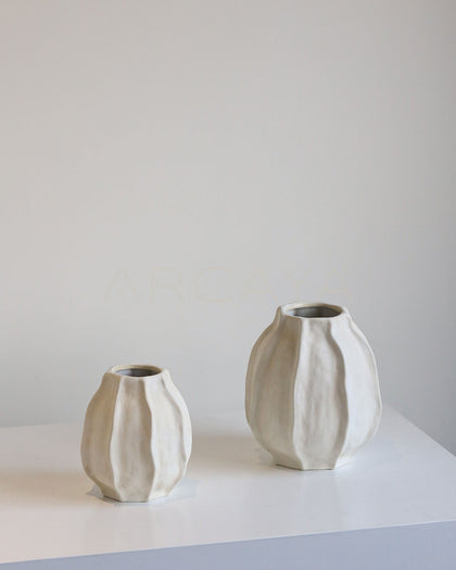 Wabi Sabi Ceramic Vase Chinese Entryway - scene