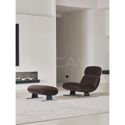Libra Neck Friendly Lounge Chair - scene