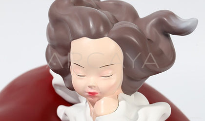 Gentle Dream Artist Sculpture - scene