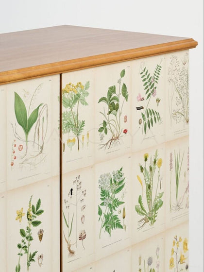 Yiduo Painted Panel Cabinet - detail