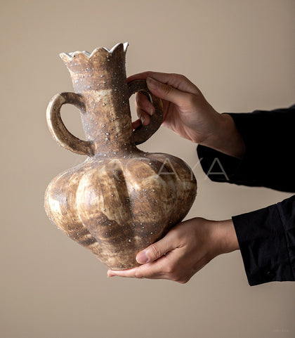 Dadan Handmade Double Ear Ceramic Vase - scene