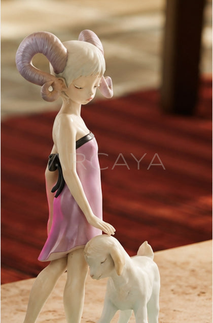 Hardcore Lolita Art Figurine - scene