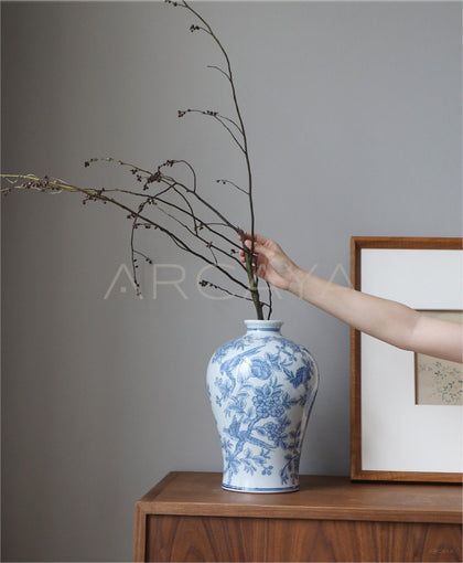 Blue White Porcelain Entryway Jar Vase - scene