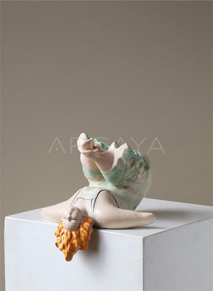 Jingdezhen Handmade Ceramic Statue - scene