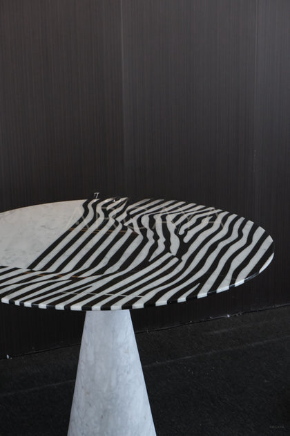 Marble Round Dining Table Small Space - scene