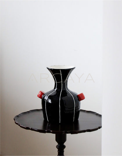 Dadan Black Jingdezhen Art Vase - scene