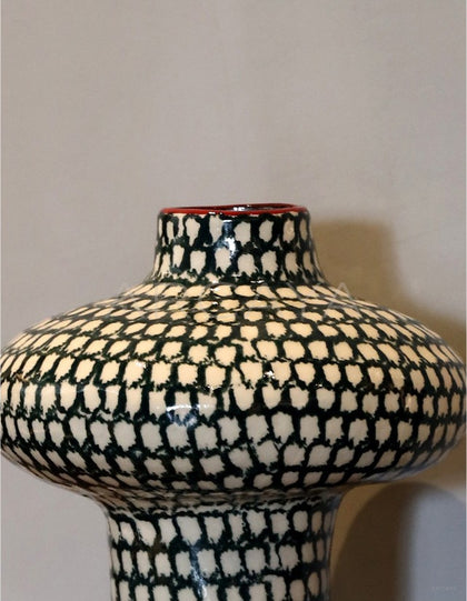 Dadan Plaid Ceramic Vase Dining - scene