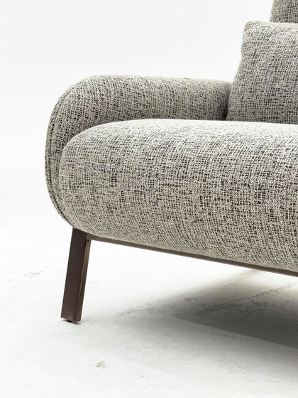 Villa Single Lounge Chair - detail