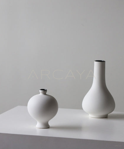 New Chinese Bisque Song Aesthetic Vase - scene