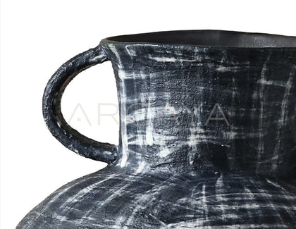 Dadan Art Double Ear Stoneware Vase - scene