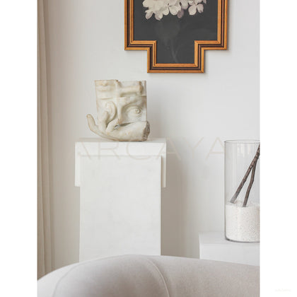 Balance Sculpture Decor - scene