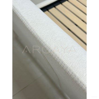 Poly Series Feibo Bed - scene