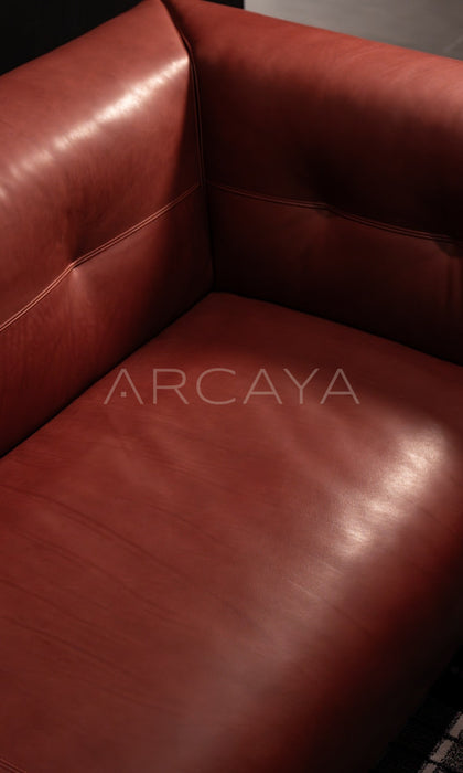 Mclaren Quiet Sofa - scene