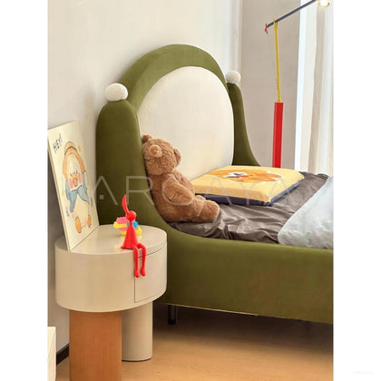 Glowing Magic Carpet Bed - scene