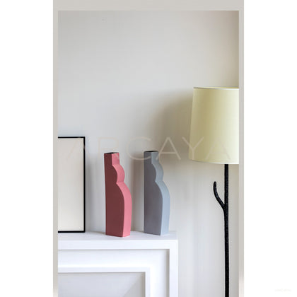 Abstract Curve Matte Ceramic Vase - scene
