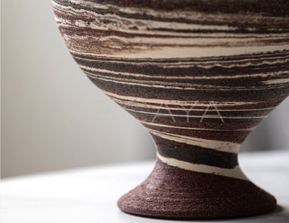 Dadan Marbled Clay Ceramic Vase - scene