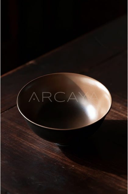 Handmade Two Tone Glaze Footed Rice Bowl - scene