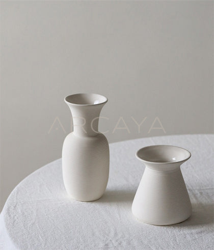 Chinese Mini Ceramic Jar Bud Vase - scene