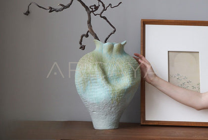 Wabi Sabi Jingdezhen Floor Vase Homestay - scene