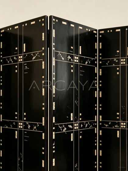 Bauhaus Geometric Folding Screen - scene