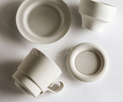 Rongbai Collab Vintage Ceramic Coffee Cup - scene