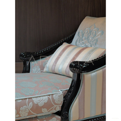 French Vintage Chaise Lounge - scene