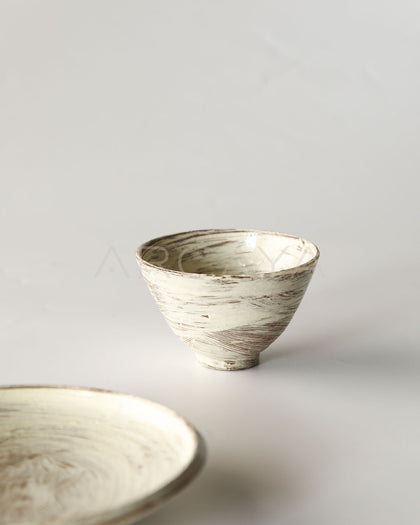 Amu Collab Brushed Ceramic Conical Bowl Plate - scene
