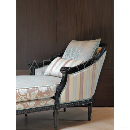 French Vintage Chaise Lounge - scene