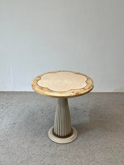 Small Round Table - scene