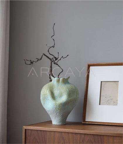 Wabi Sabi Jingdezhen Floor Vase Homestay - scene