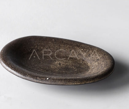 Amu Collab Brown Sand Glaze Oval Stoneware Plate - scene